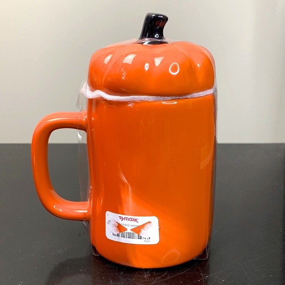 Rae Dunn “Pumpkin Spice” Mug with Topper - Picture 3 of 7